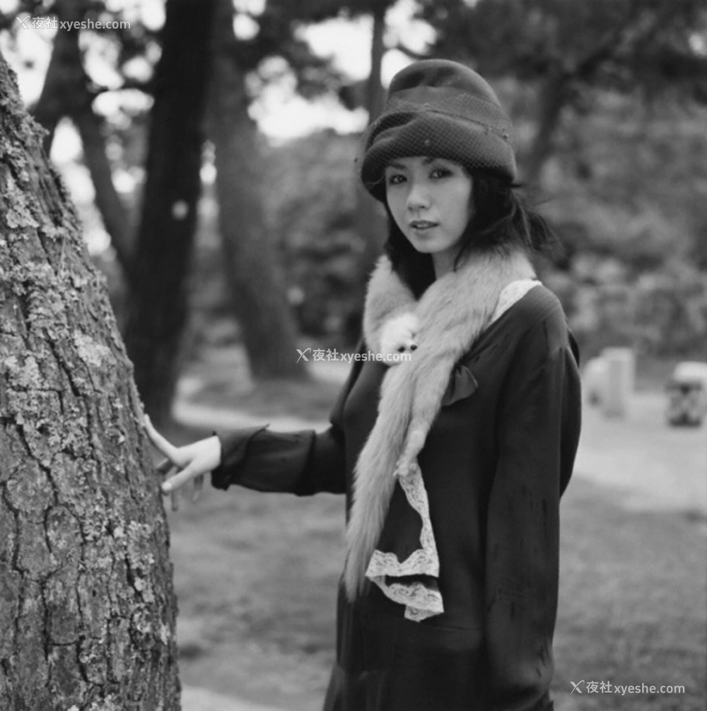 1P - 小岛可奈子《隠花な被写体》