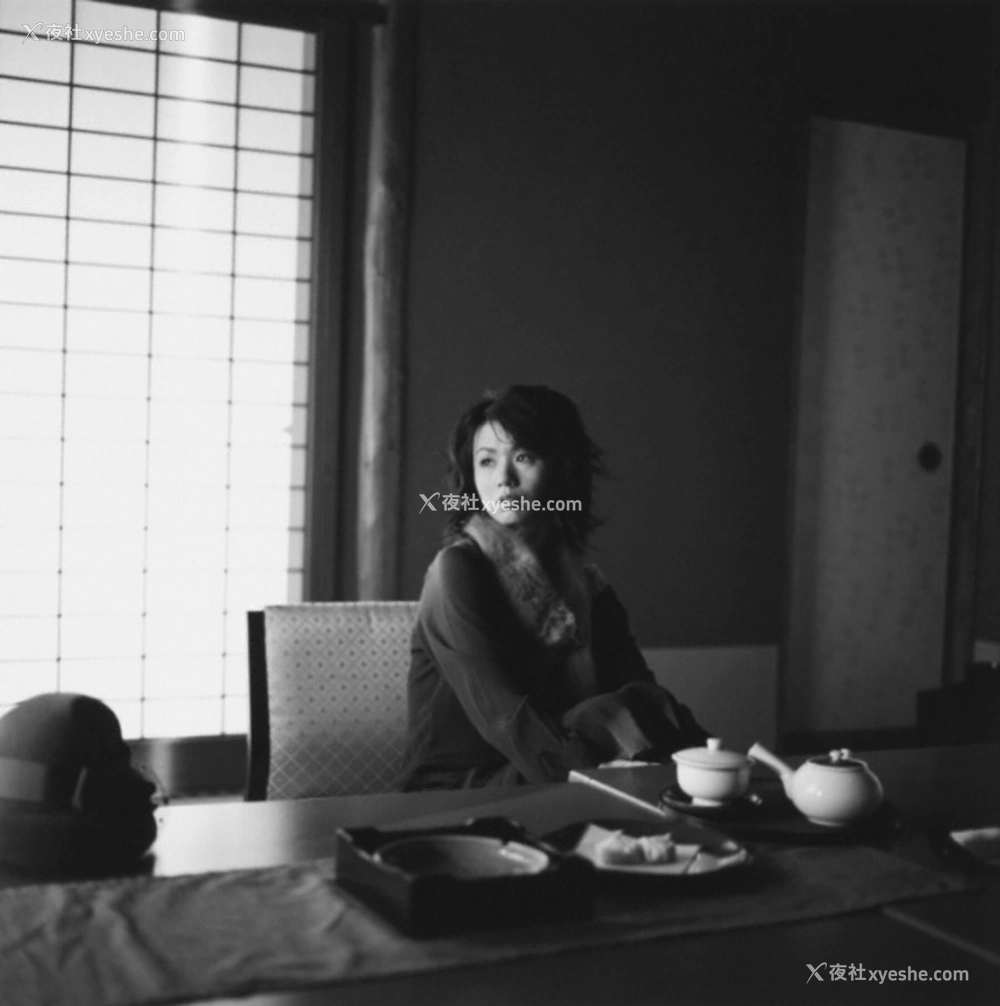 1P - 小岛可奈子《隠花な被写体》