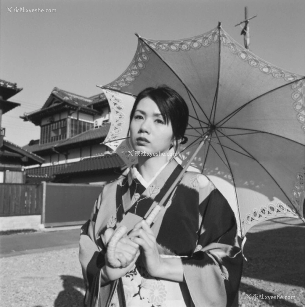 1P - 小岛可奈子《隠花な被写体》