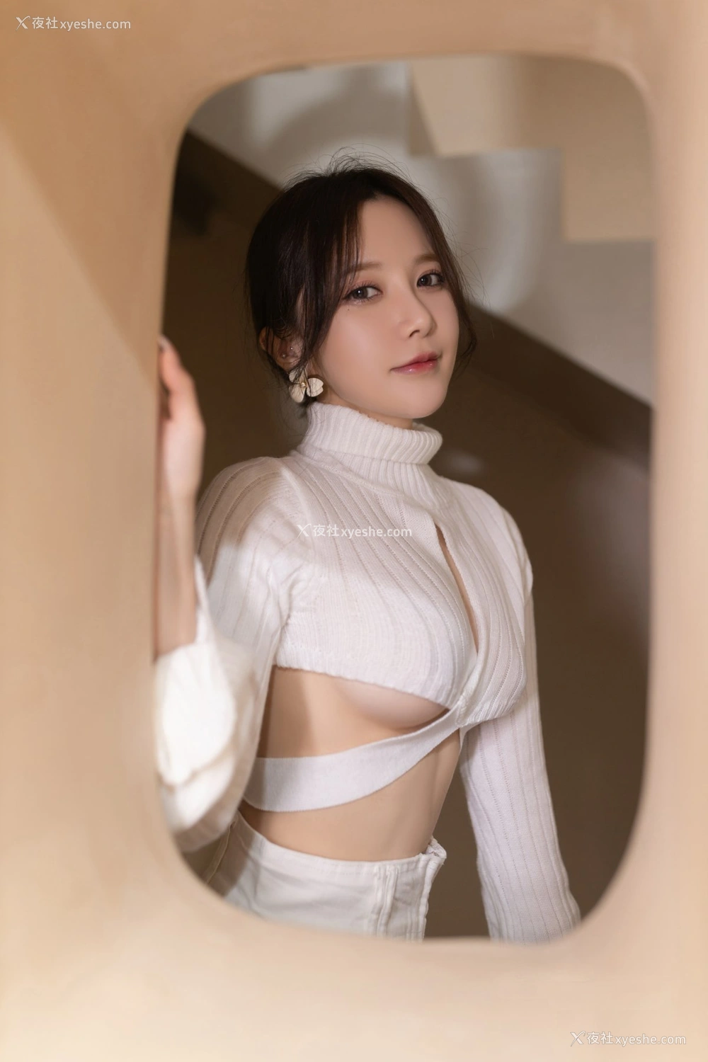 1P - 鱼子酱 雪化 原版写真