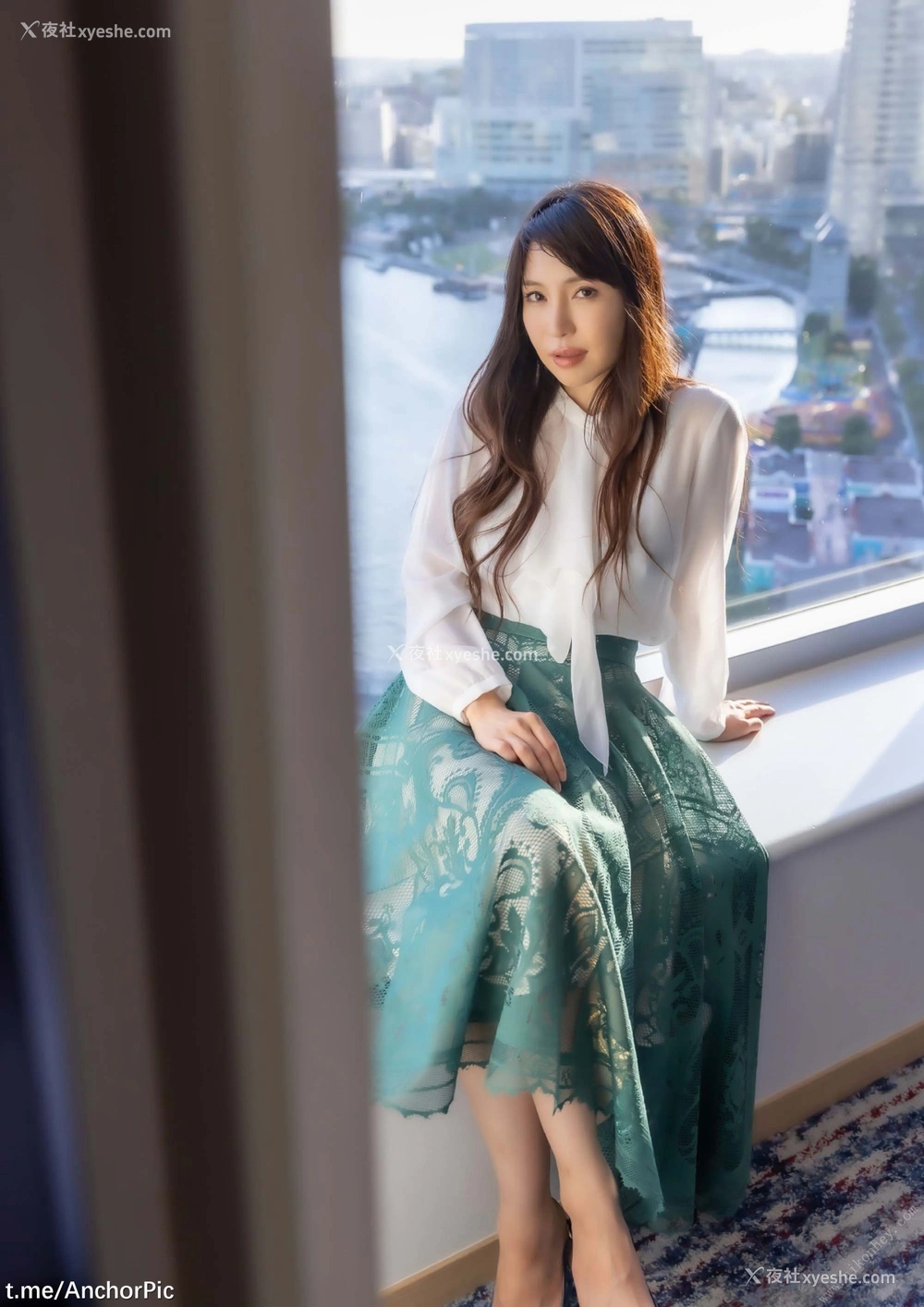 1P - 小野夕子《无机质な女》