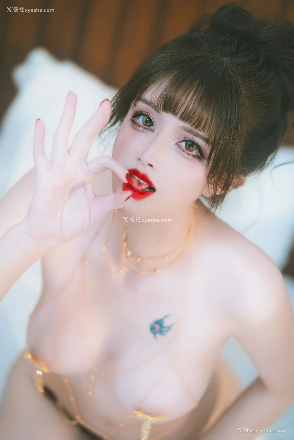 1P - 鹿八岁baby《小鹿假日》