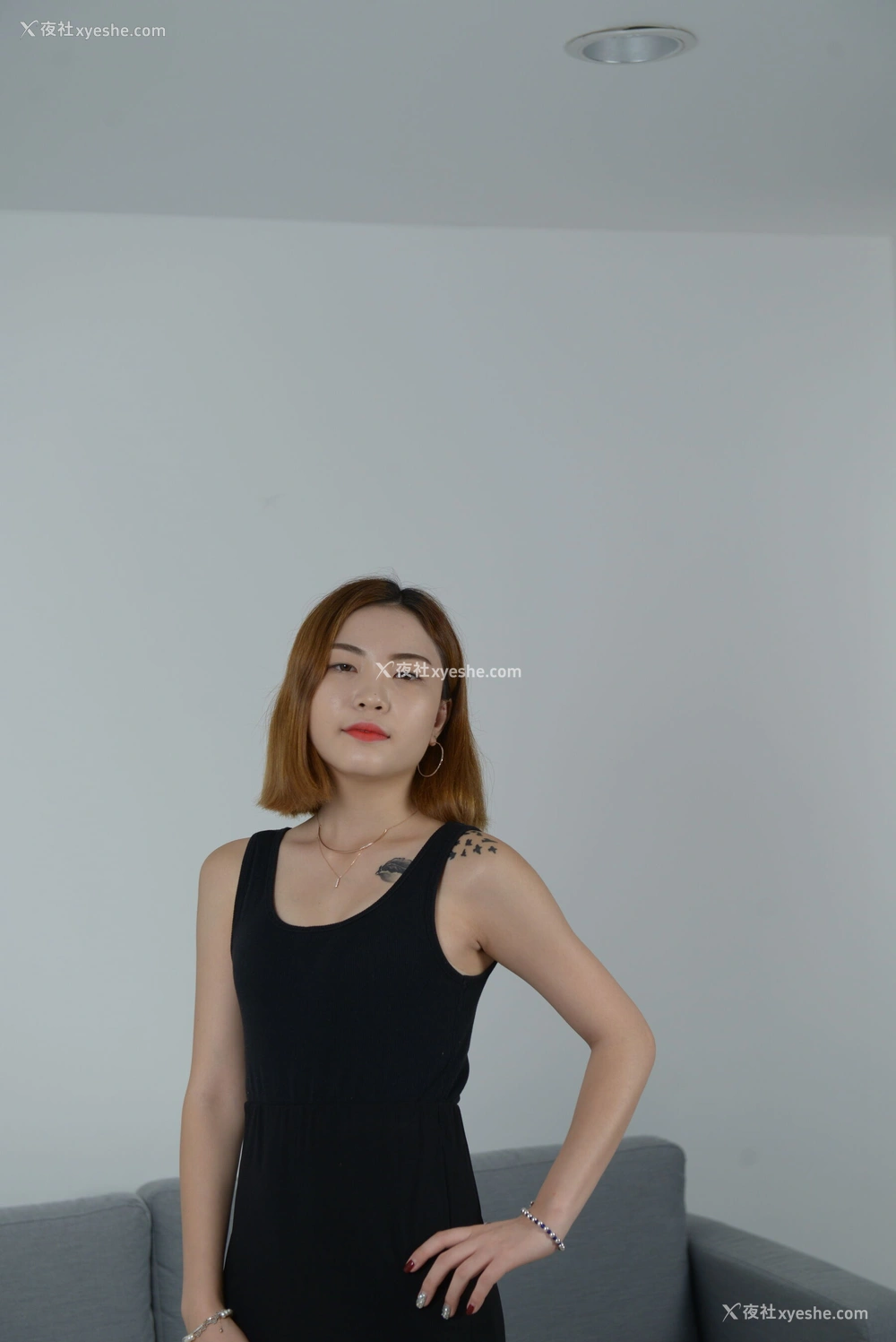 1P - 韩模 민아 大尺度人体私拍套图