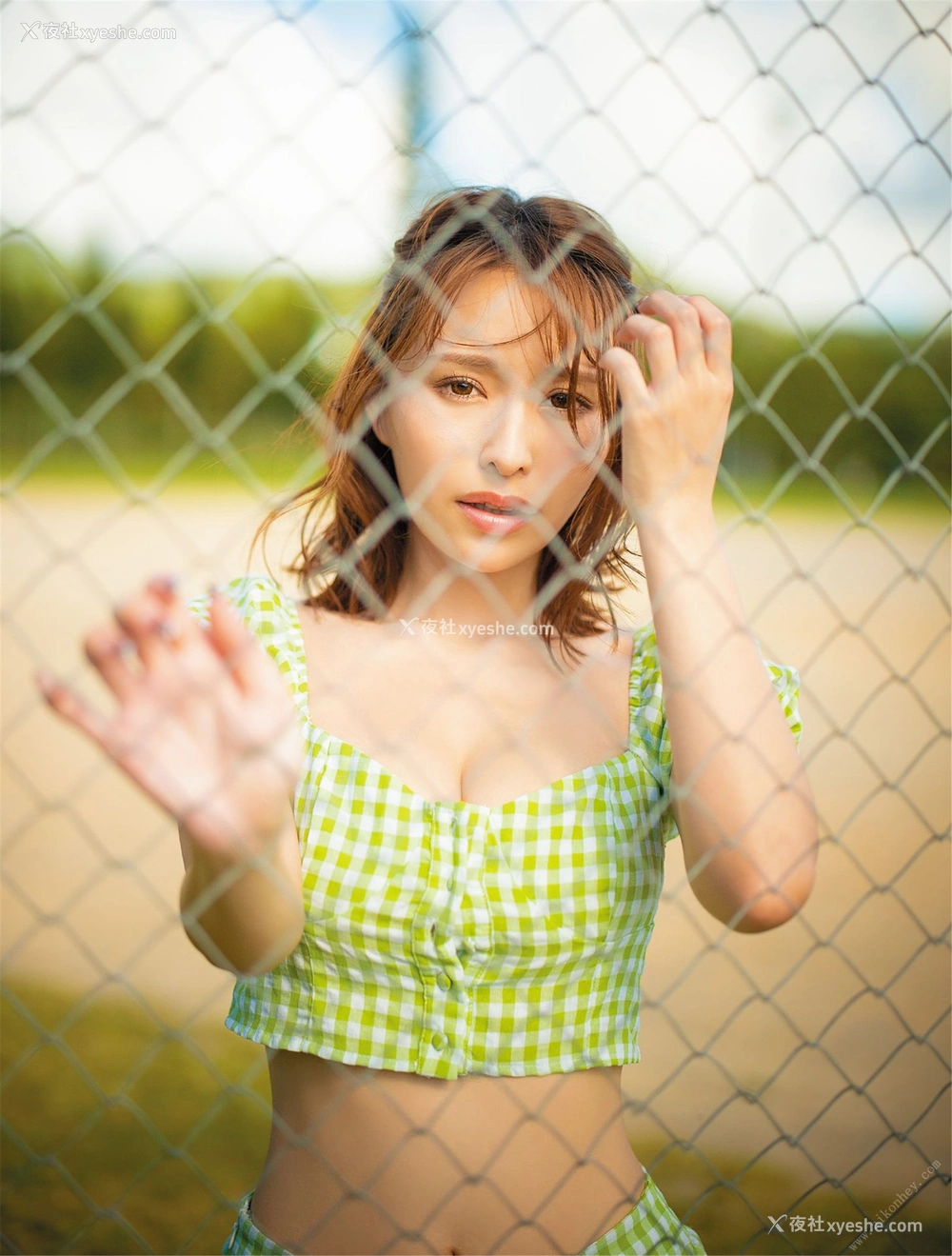 1P - 伊藤舞雪《Private》