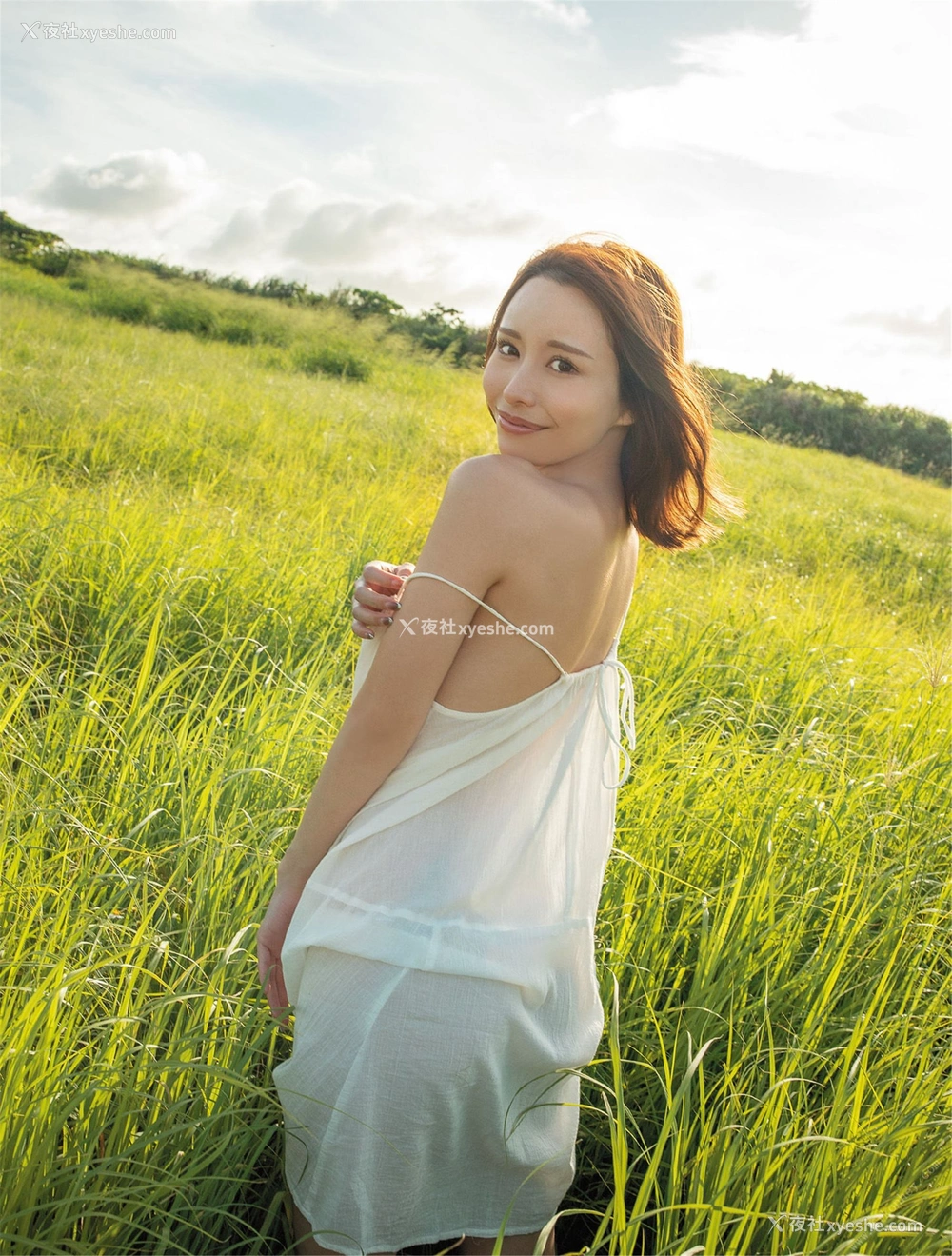 1P - 伊藤舞雪《Private》