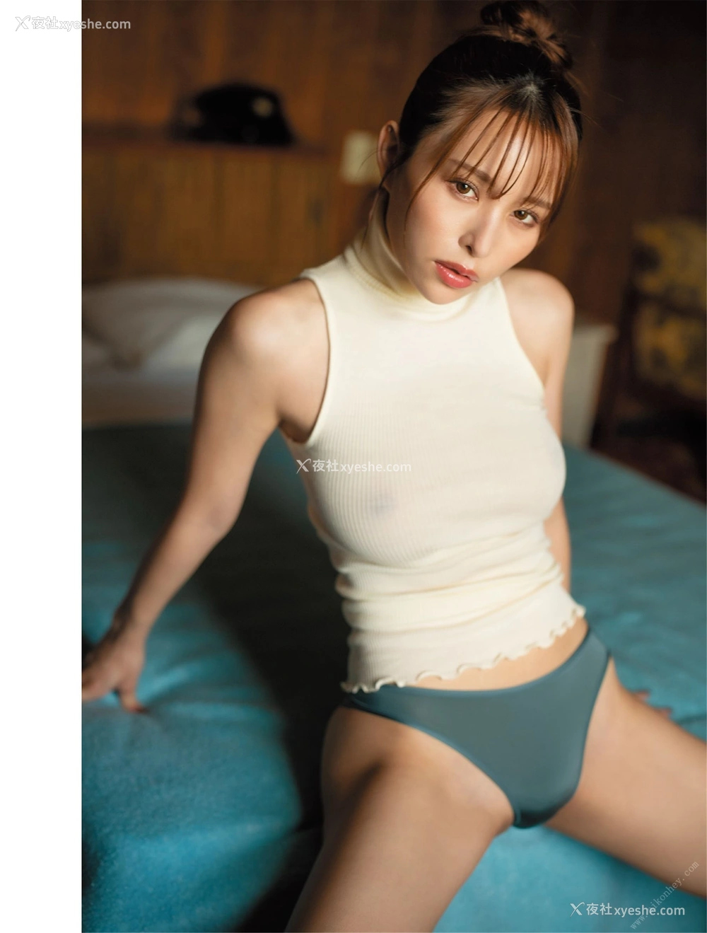 1P - 伊藤舞雪《Private》