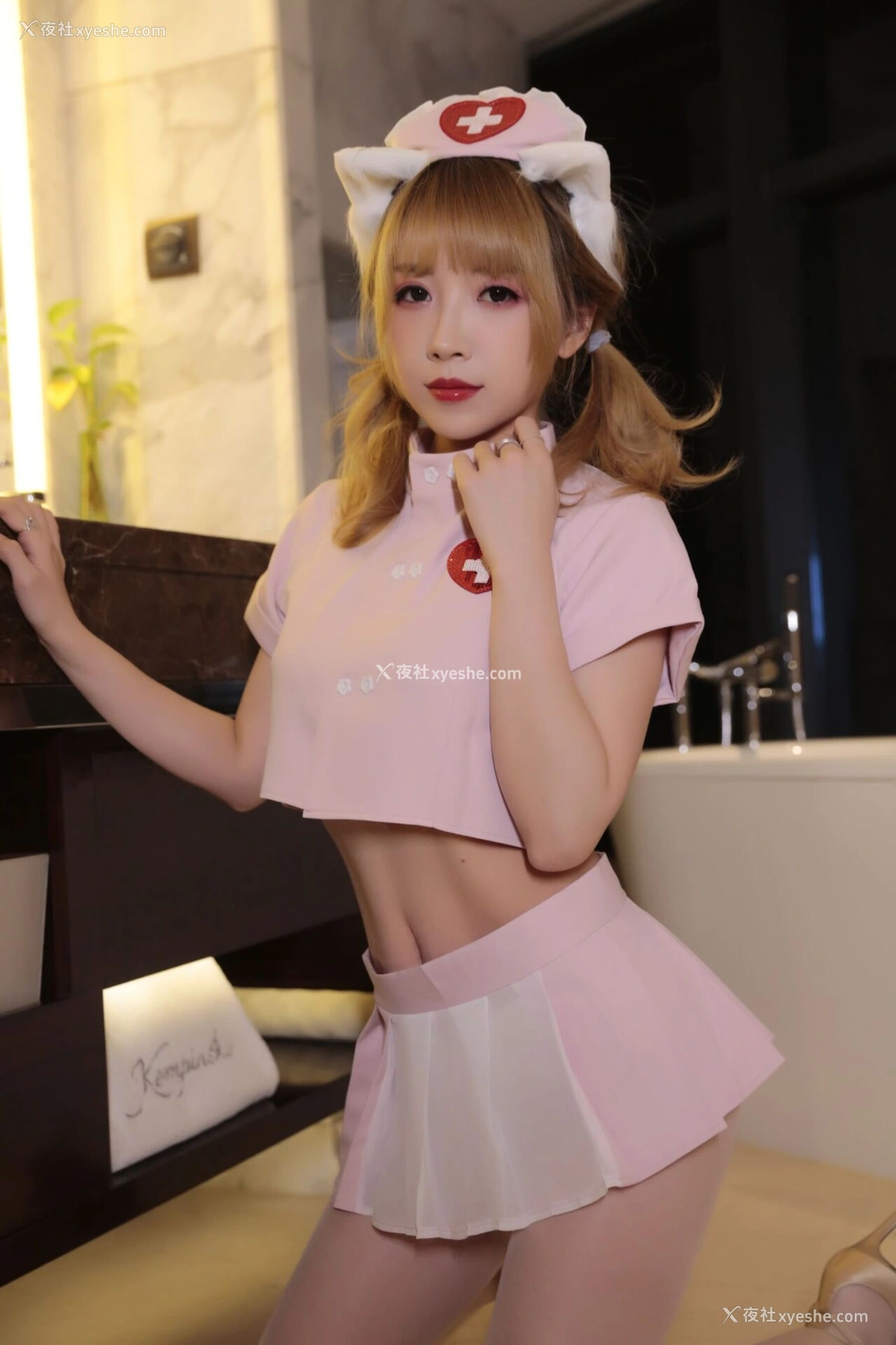 1P - 小女巫露娜《蜜桃乌龙茶》