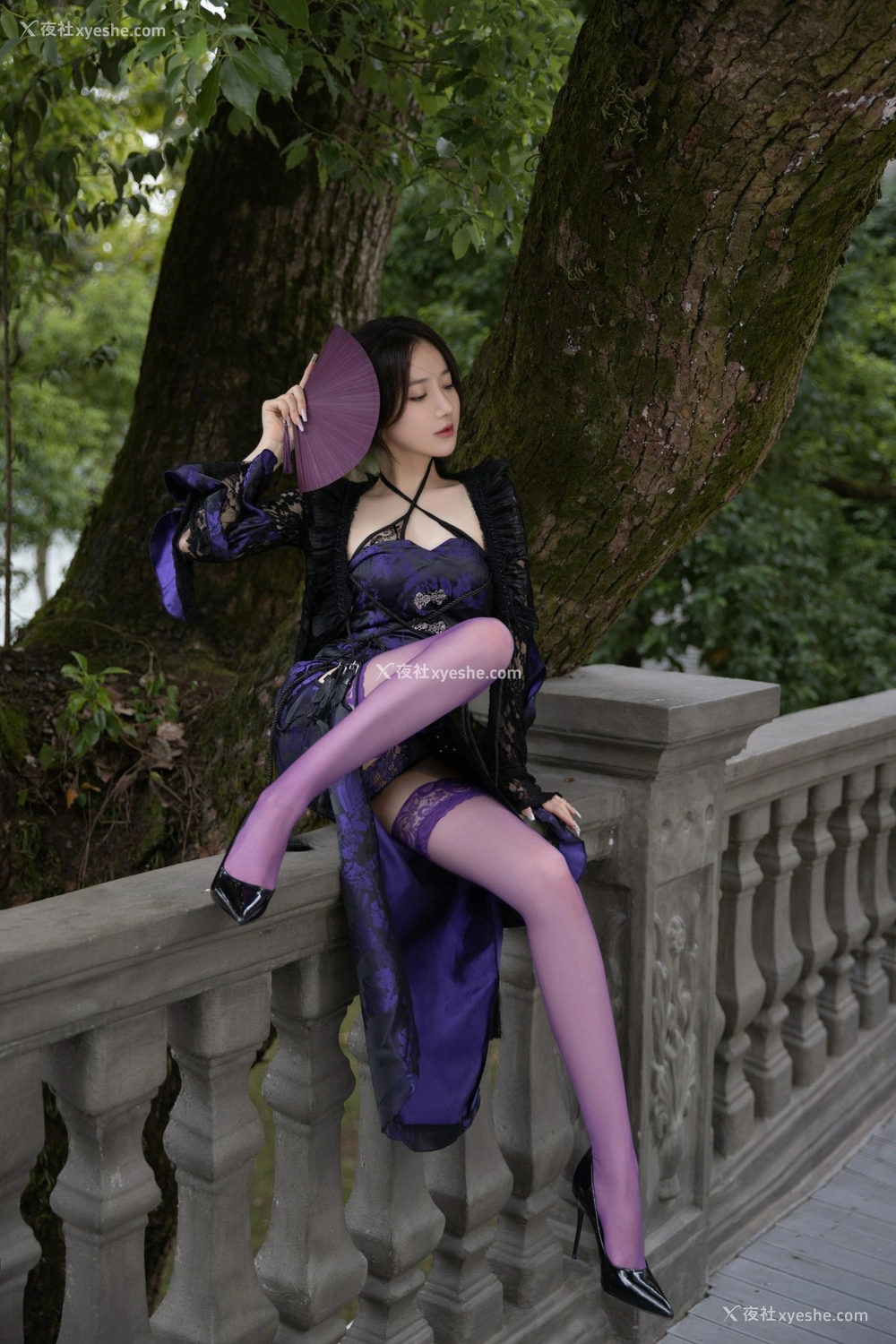 1P - 鱼子酱 独角戏 原版写真