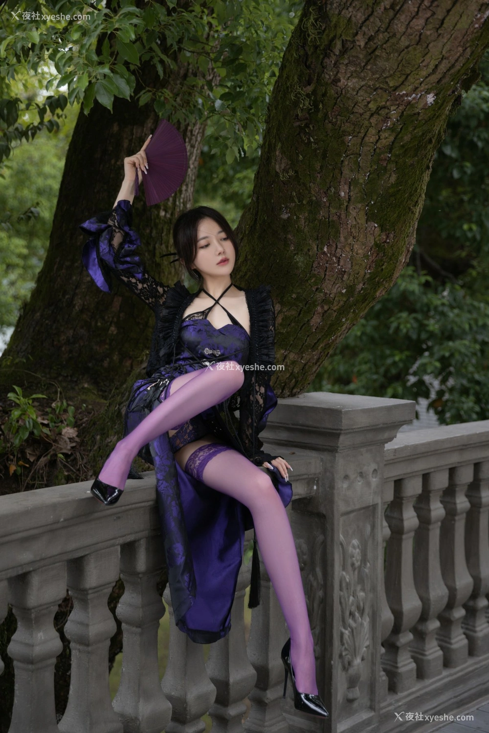 1P - 鱼子酱 独角戏 原版写真