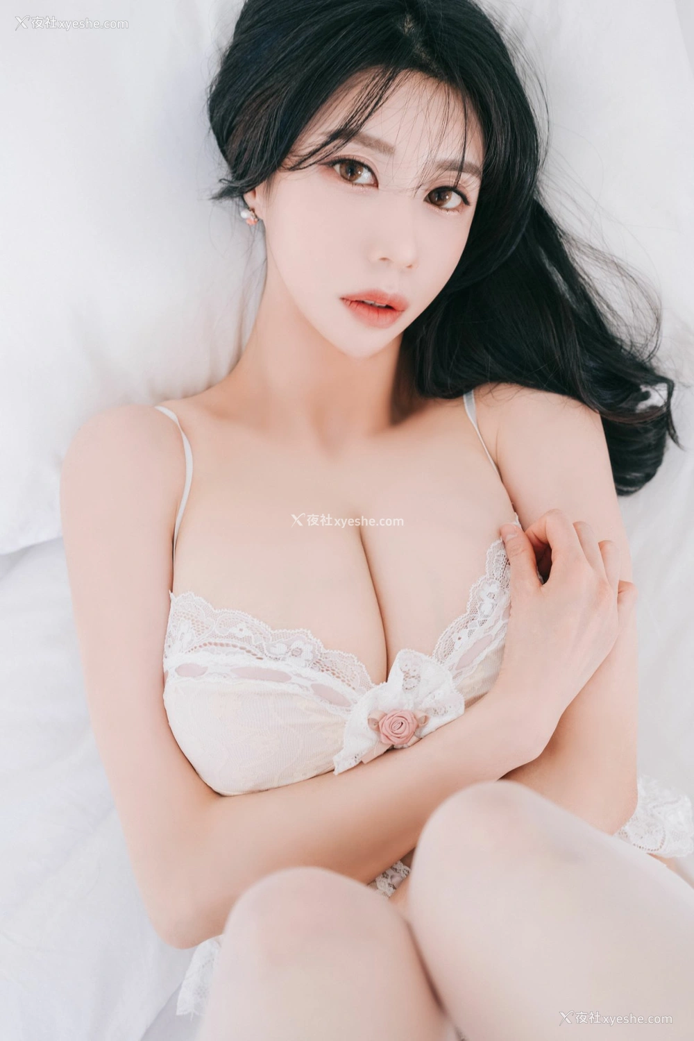 1P - [Paranhosu] Sia – Special Photobook Vol.2