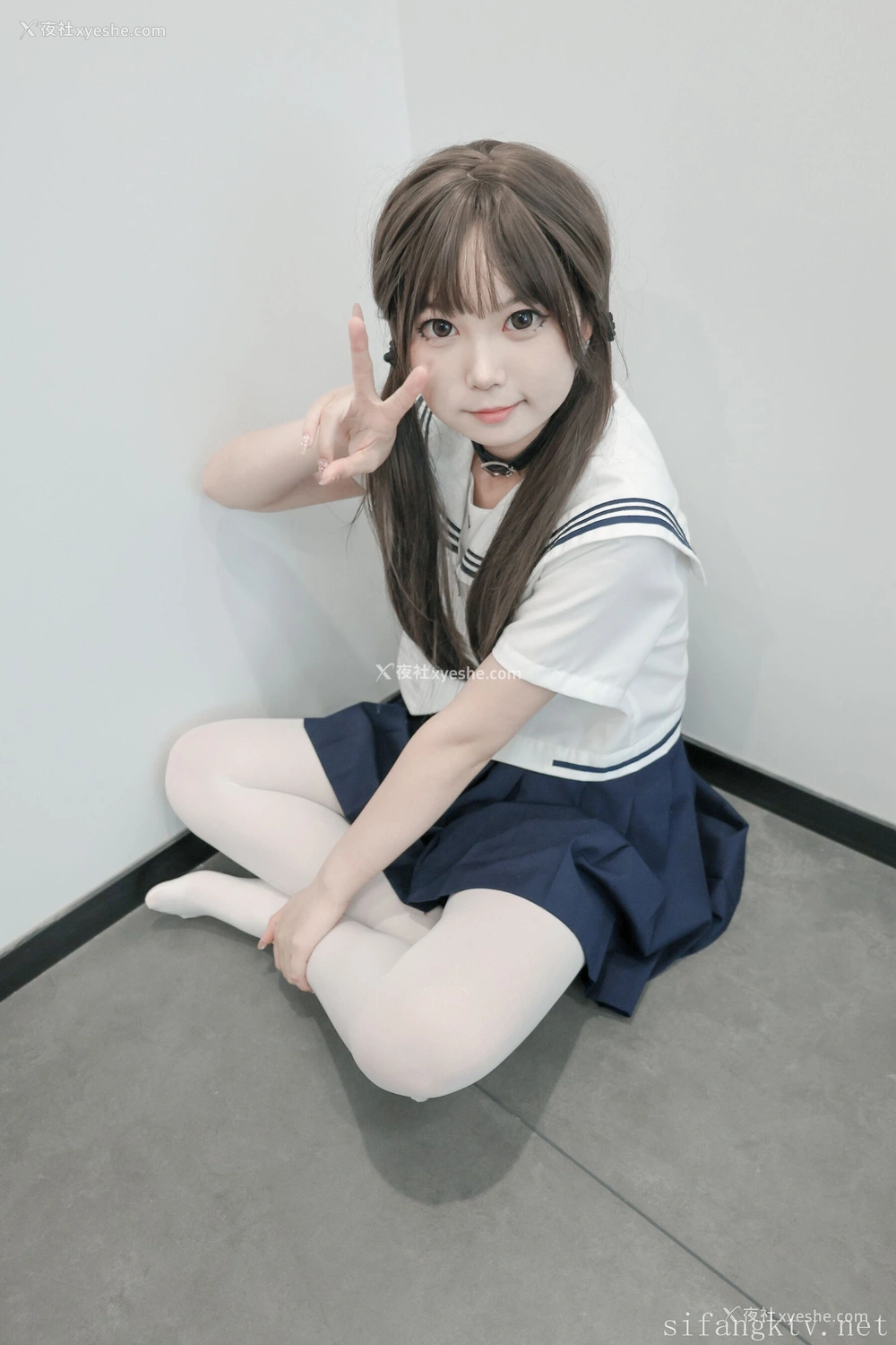 1P - 小冰《白丝制服》