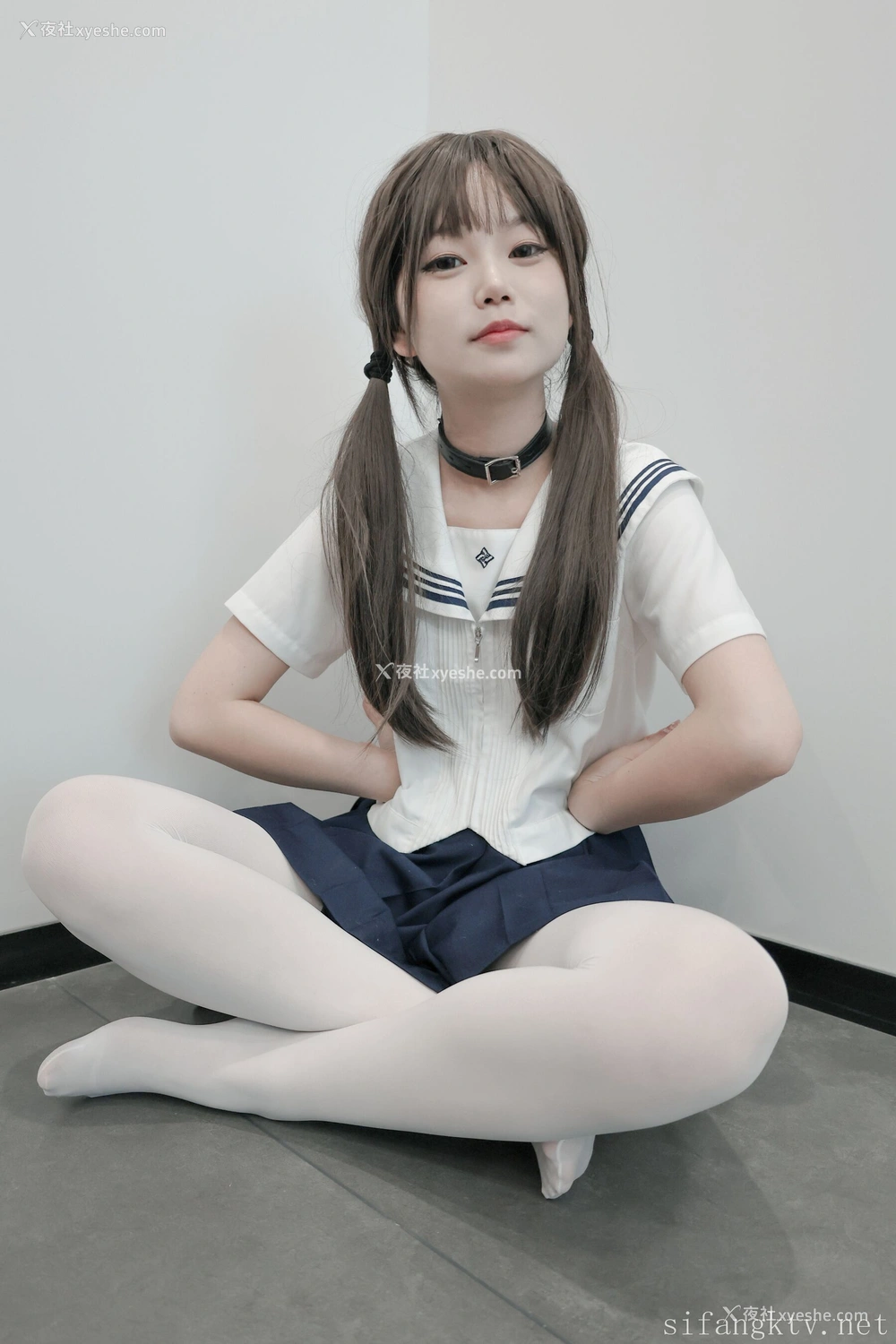 1P - 小冰《白丝制服》