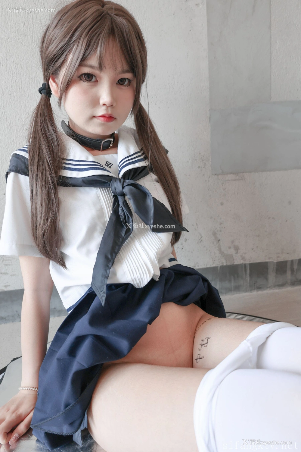 1P - 小冰《白丝制服》