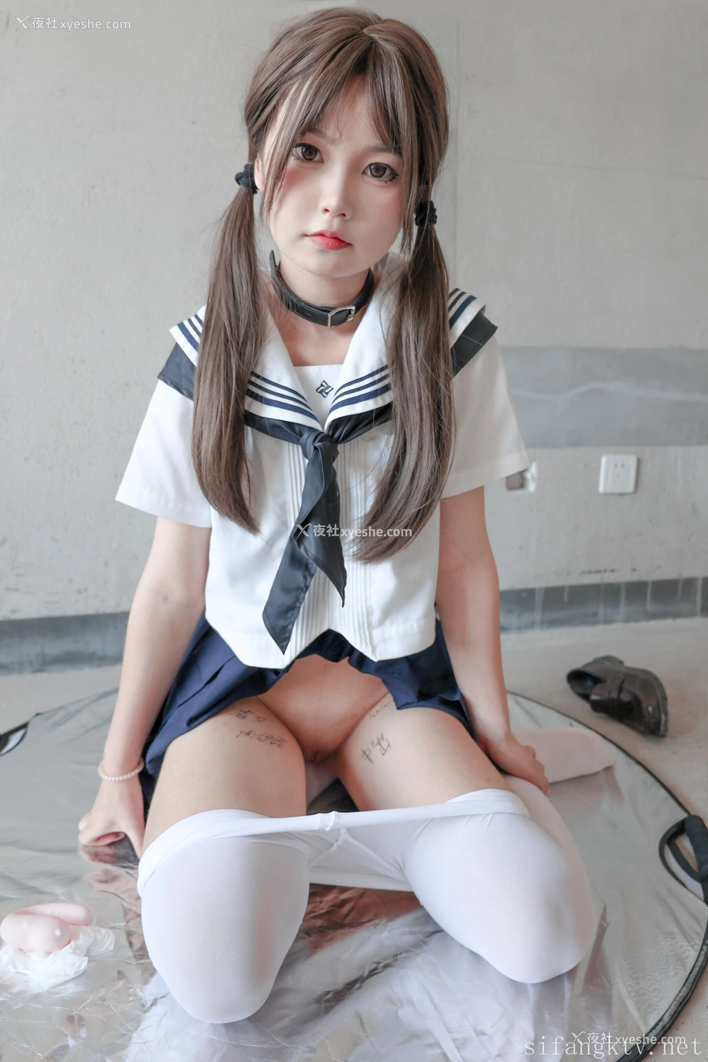 1P - 小冰《白丝制服》
