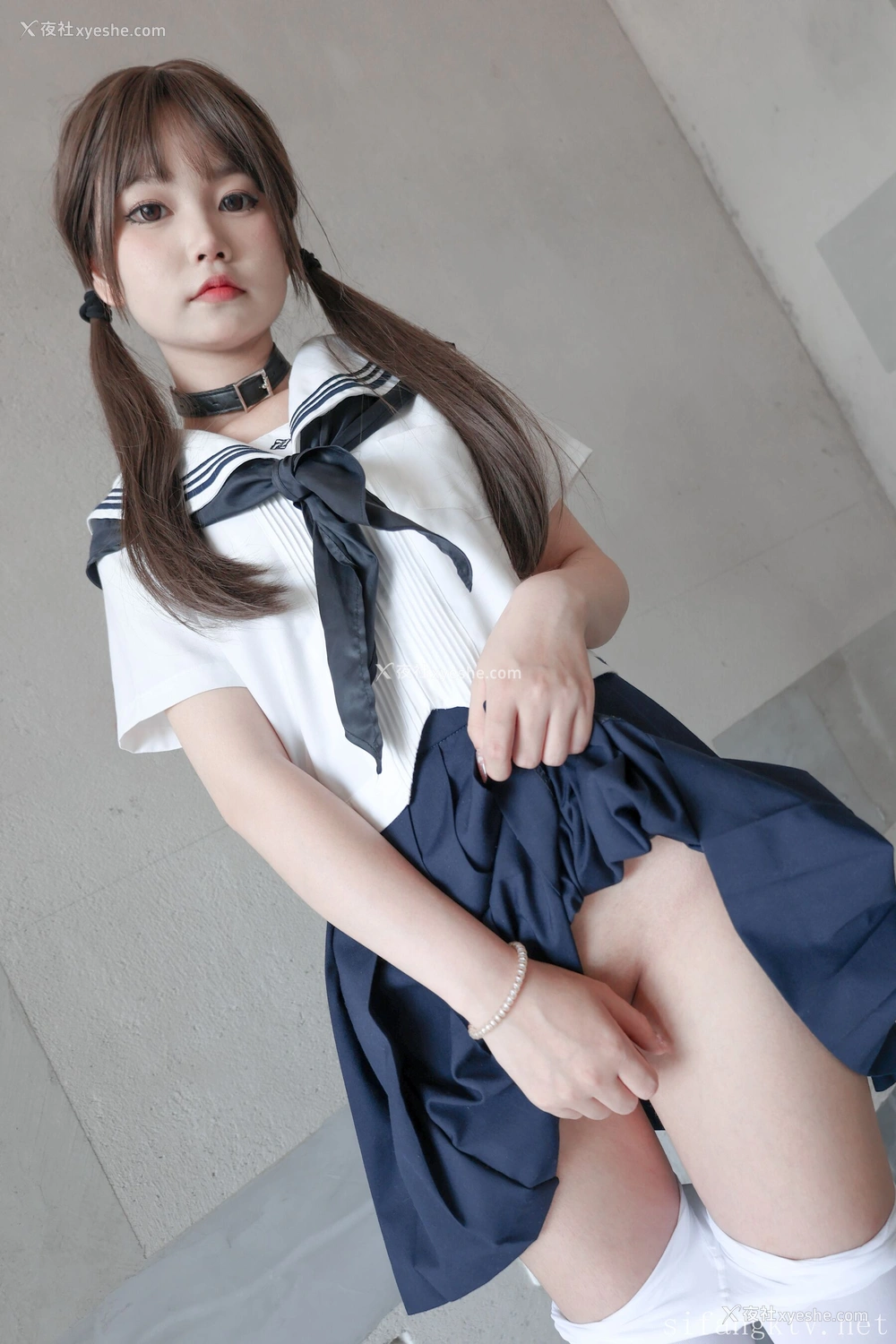 1P - 小冰《白丝制服》