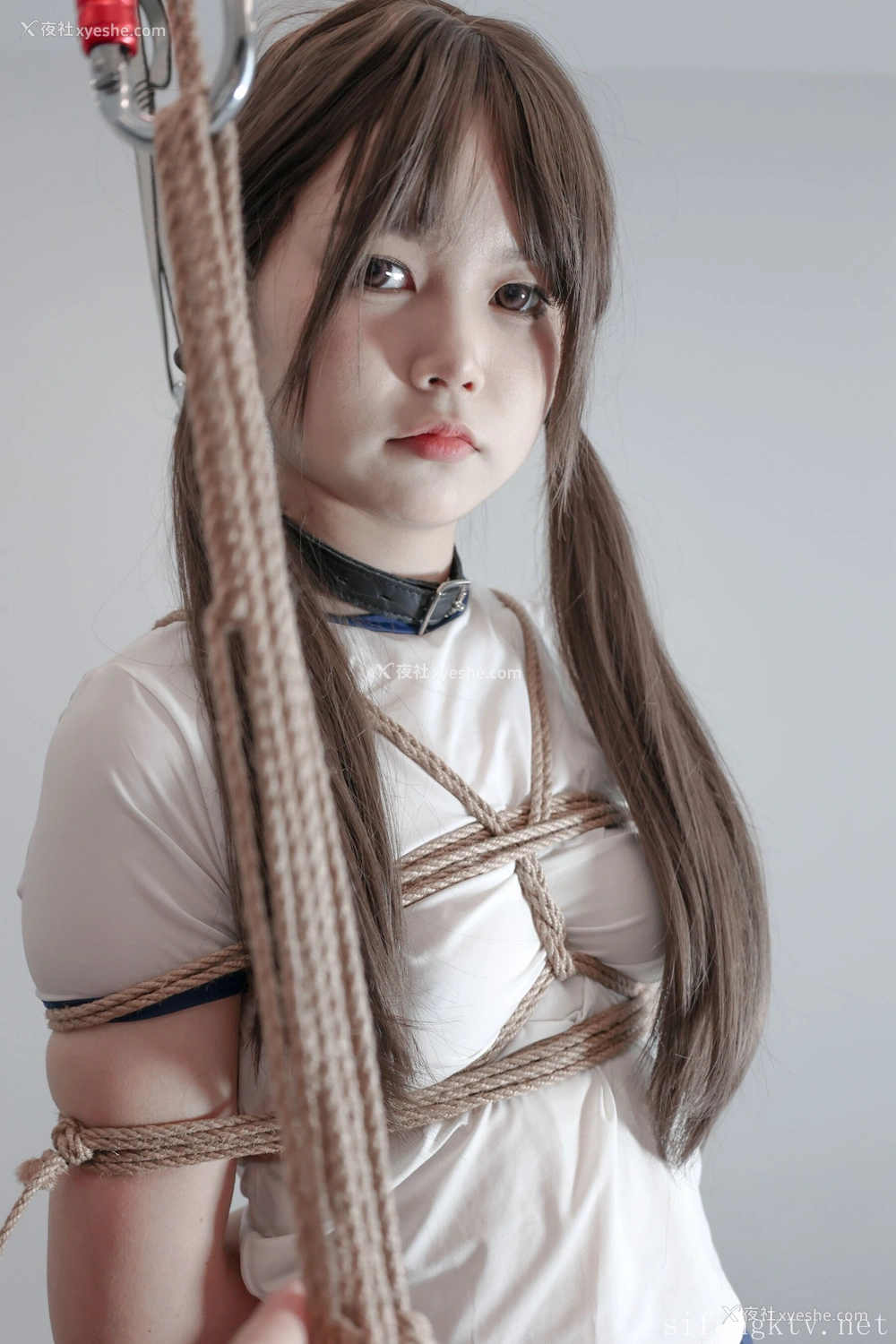 1P - 小冰《白丝制服》