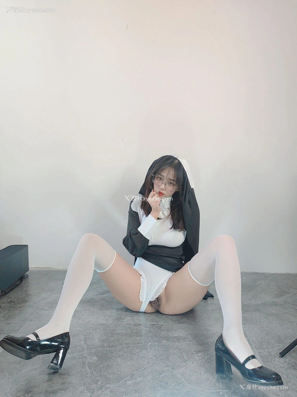 1P - Ceason Photography《修女服》