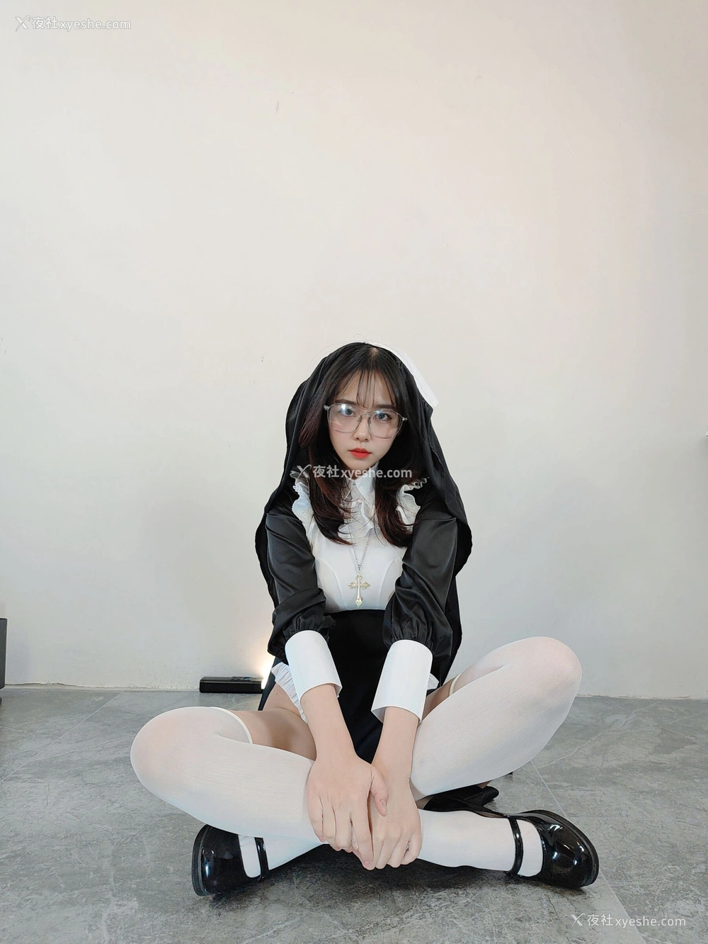 1P - Ceason Photography《修女服》