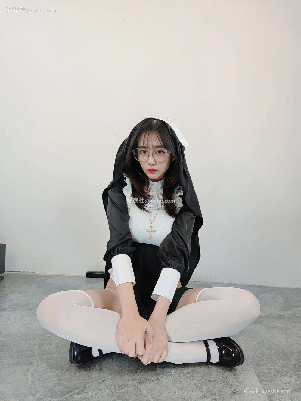 1P - Ceason Photography《修女服》