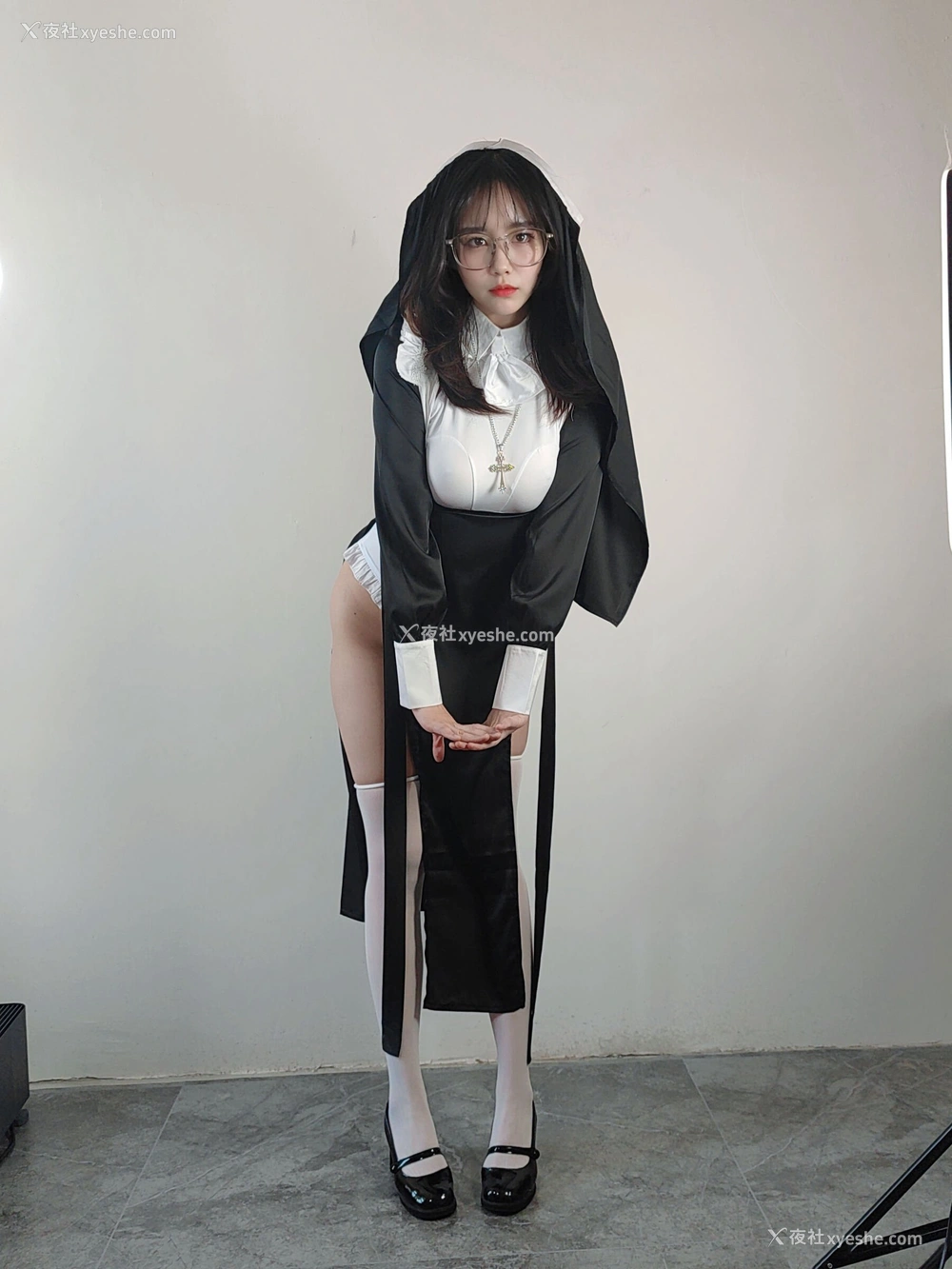 1P - Ceason Photography《修女服》