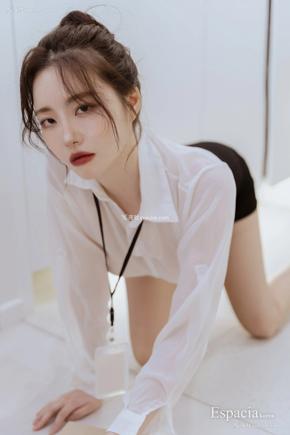 1P - [ESPACIAKOREA]016 EHC-101 – YUA