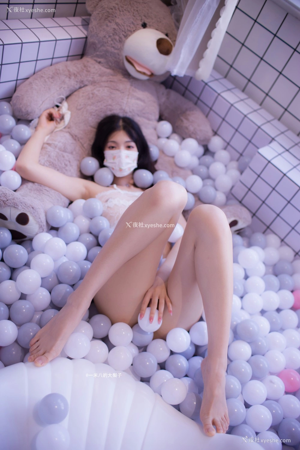 1P - 一米八的大梨子 – 海洋球