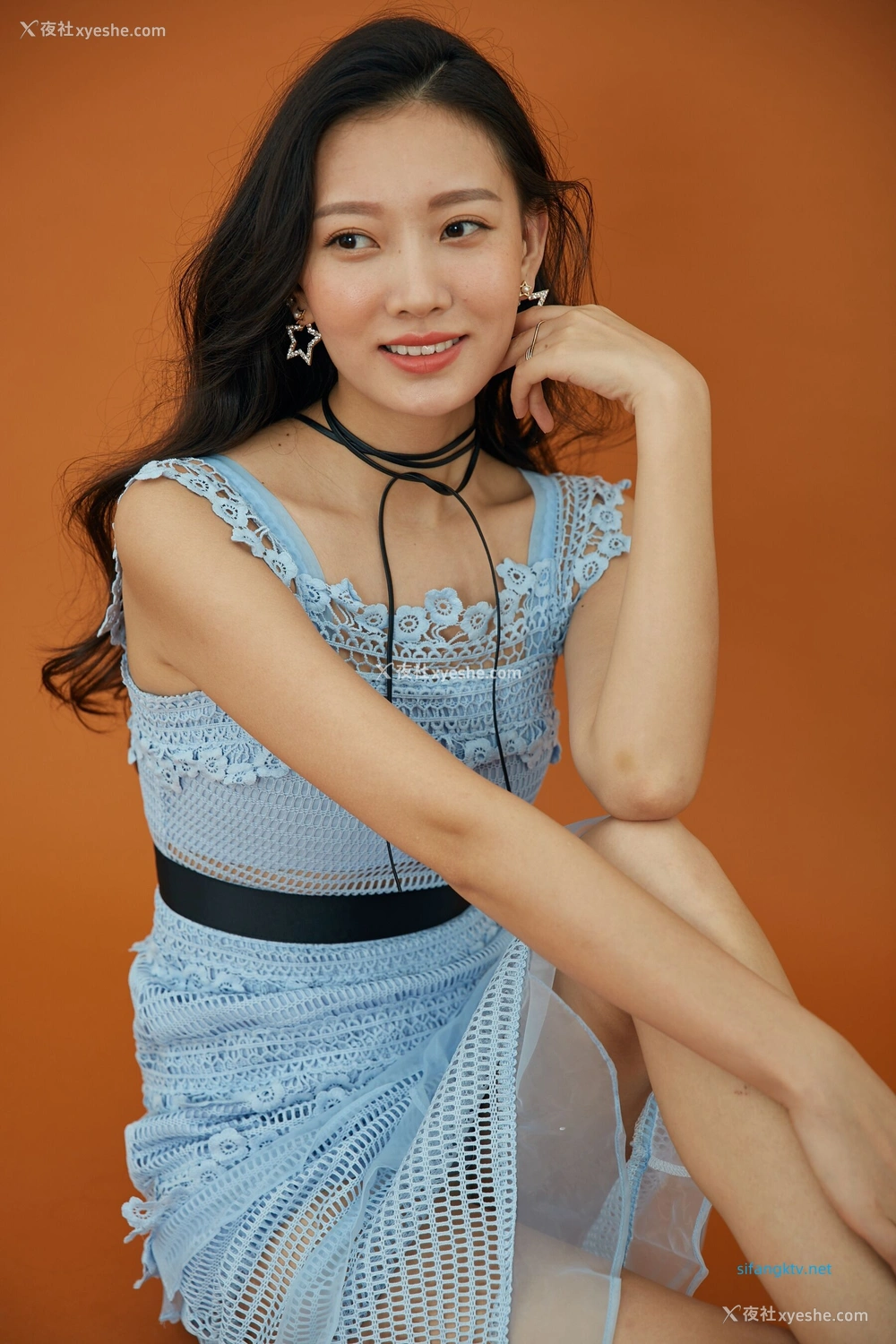 1P - 内地女演员曹成方子性感透点写真