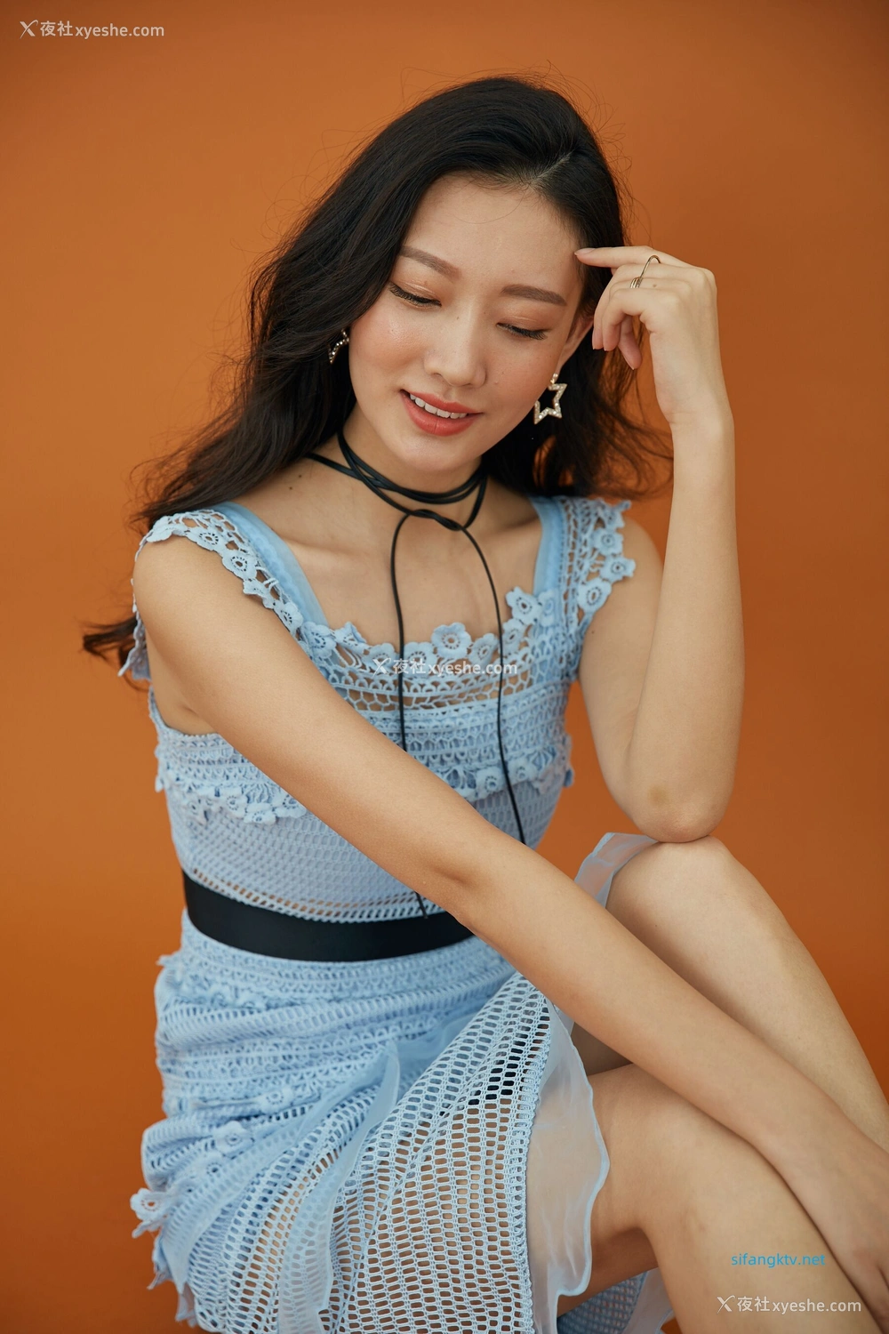 1P - 内地女演员曹成方子性感透点写真