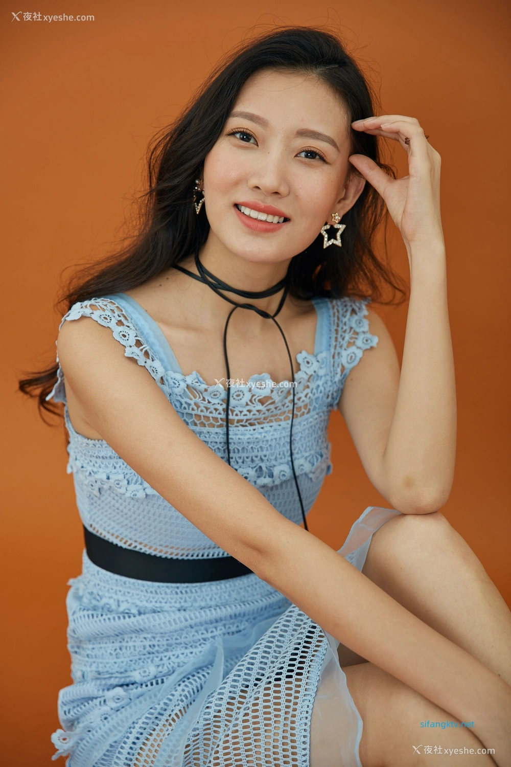 1P - 内地女演员曹成方子性感透点写真