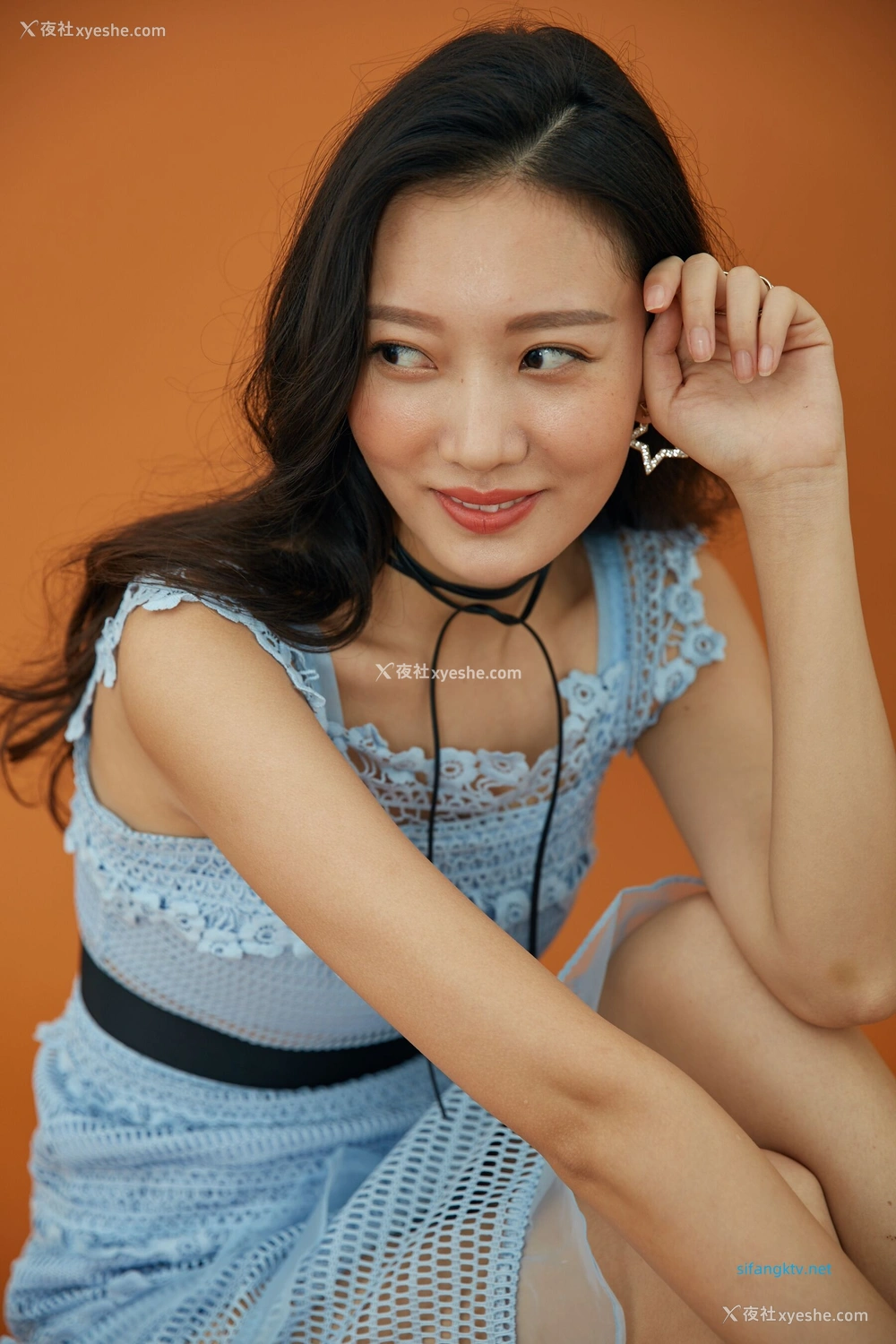 1P - 内地女演员曹成方子性感透点写真