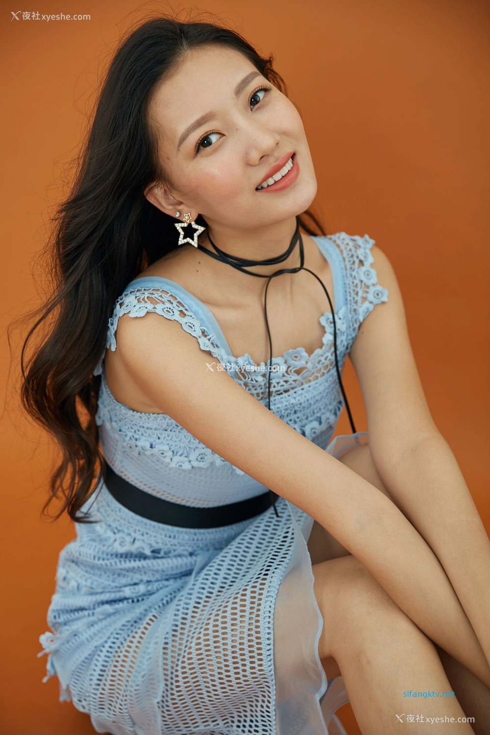 1P - 内地女演员曹成方子性感透点写真