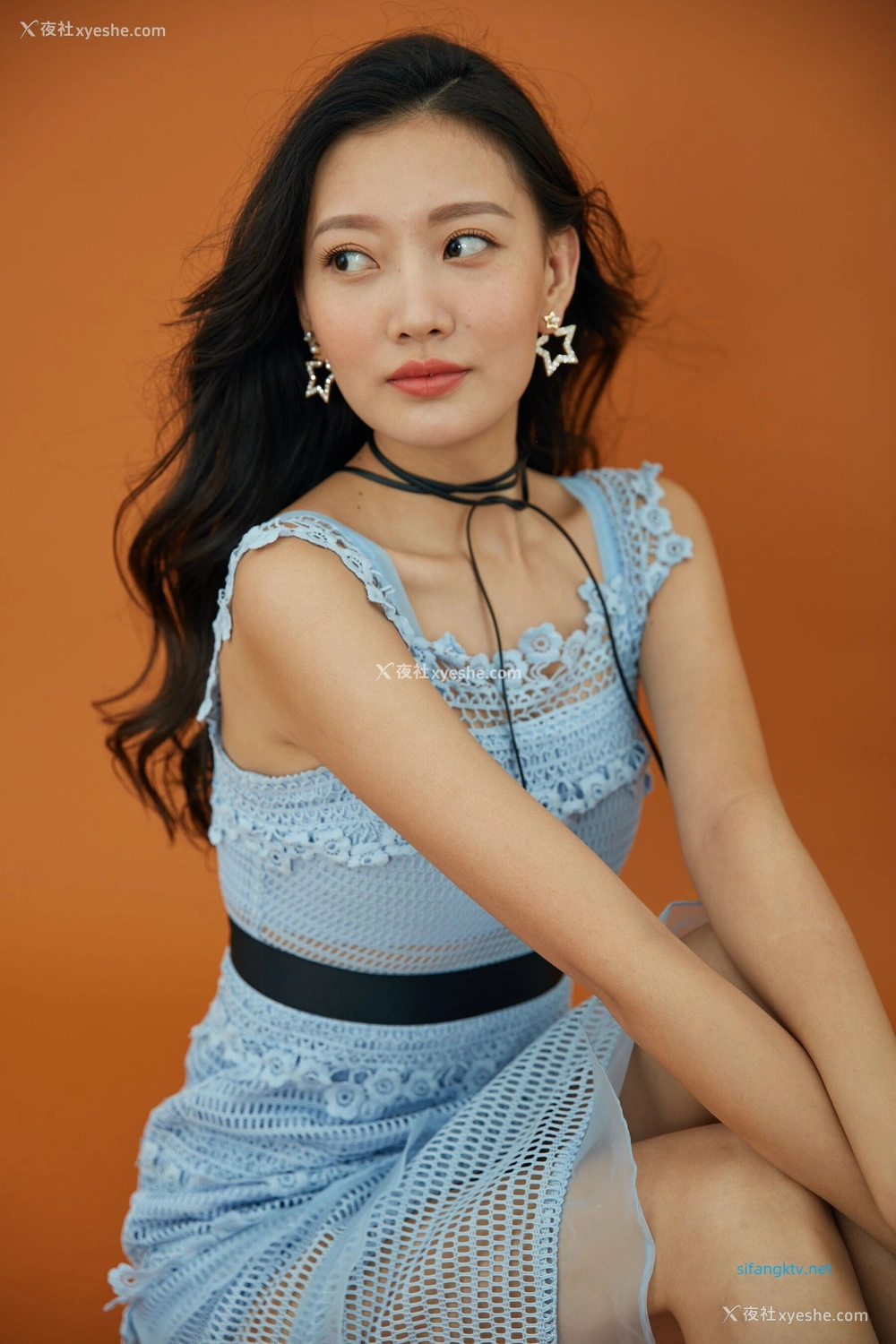 1P - 内地女演员曹成方子性感透点写真