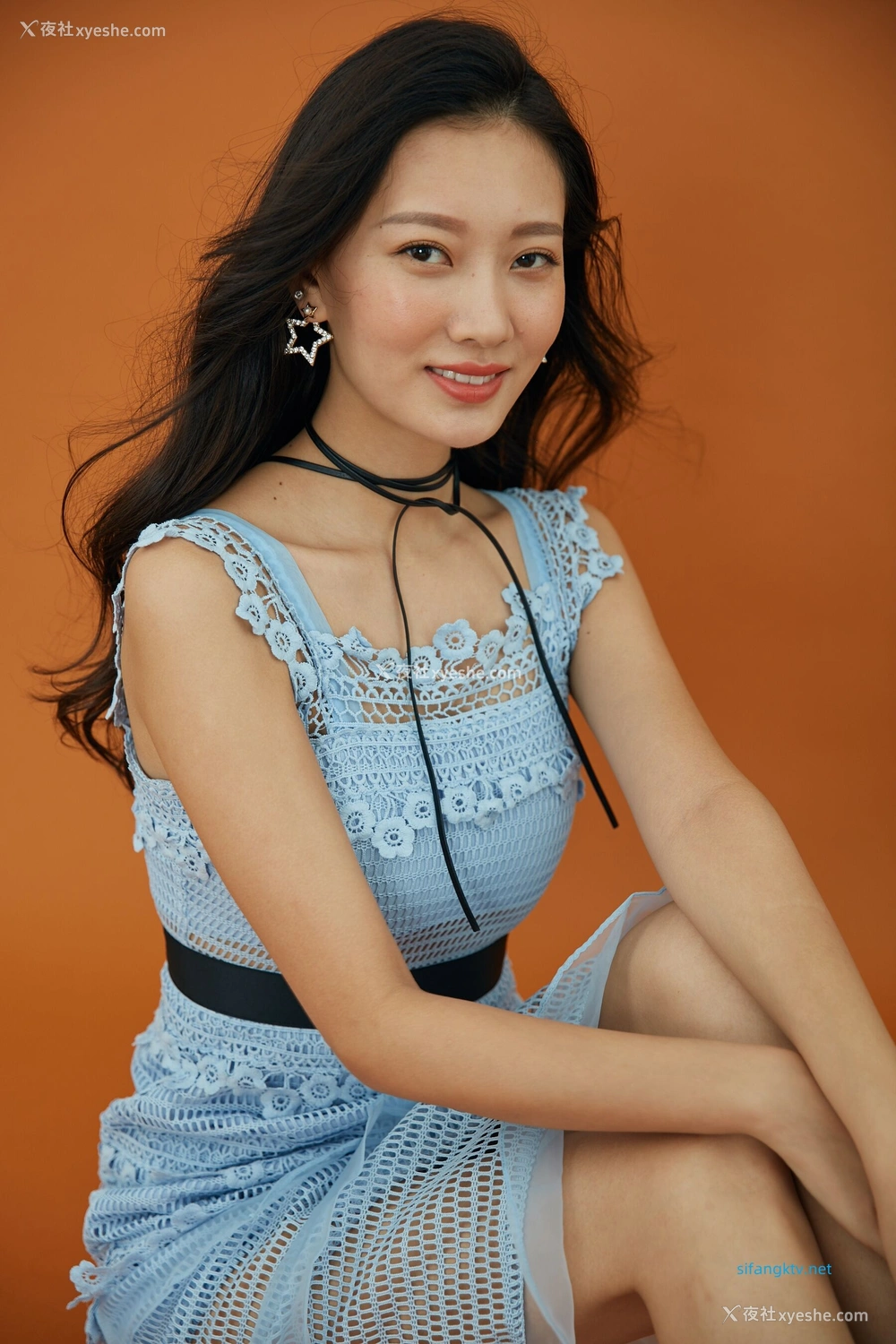 1P - 内地女演员曹成方子性感透点写真