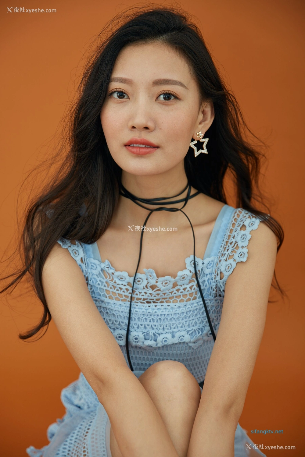 1P - 内地女演员曹成方子性感透点写真