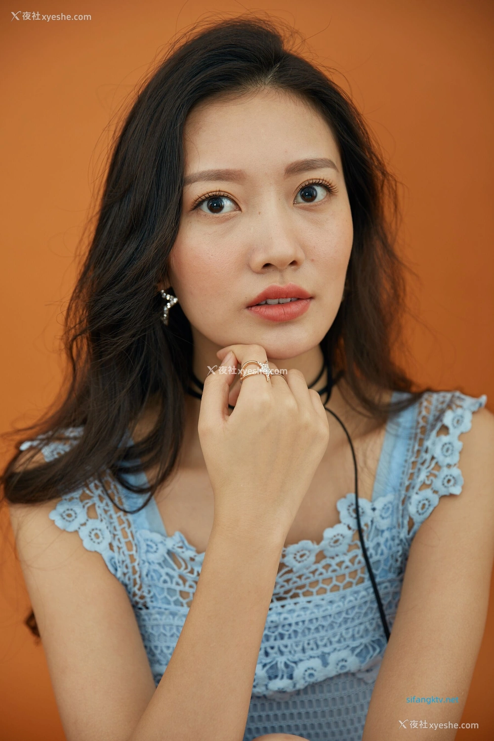 1P - 内地女演员曹成方子性感透点写真