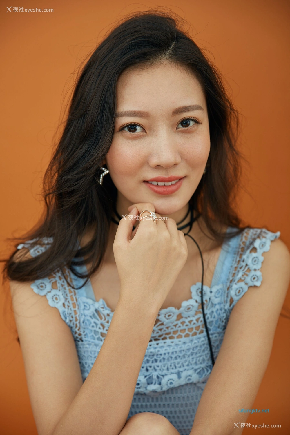1P - 内地女演员曹成方子性感透点写真