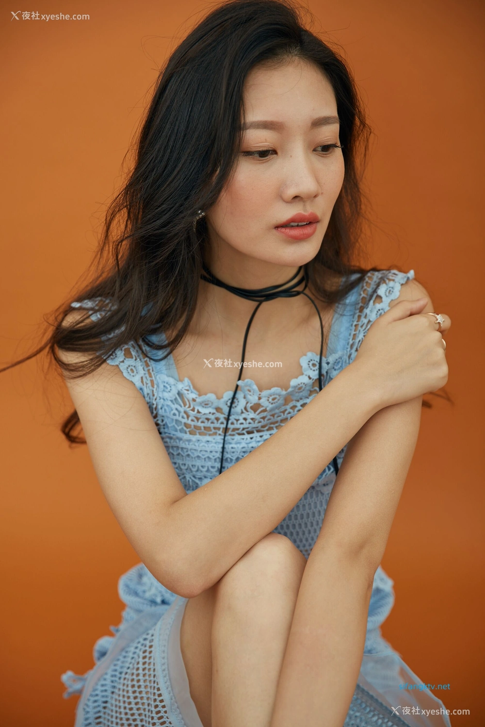 1P - 内地女演员曹成方子性感透点写真