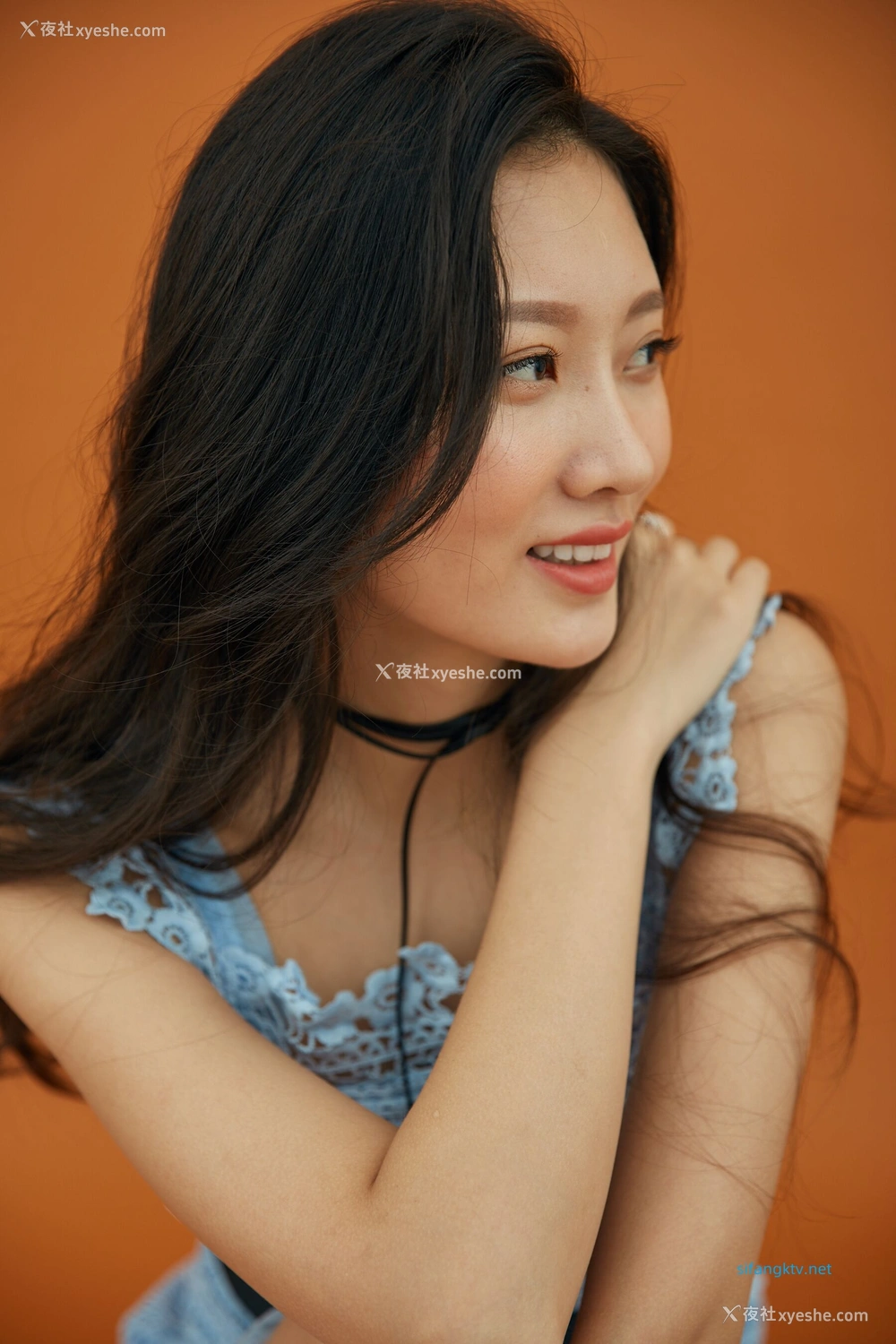 1P - 内地女演员曹成方子性感透点写真