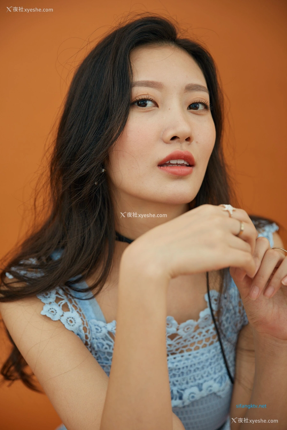 1P - 内地女演员曹成方子性感透点写真