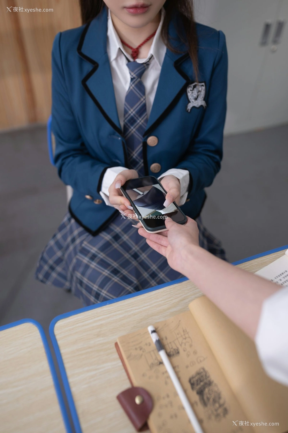 1P - 鱼子酱Fish – 内购私拍 侘びの教室