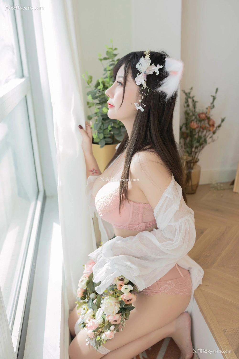 1P - 巨乳猫九酱Sakura – 花の贰拾歲