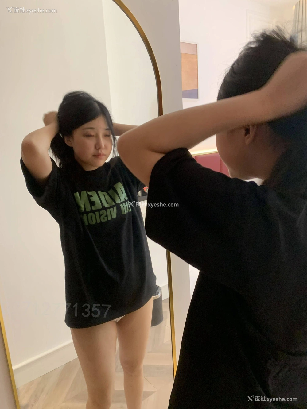1P - 国模纯纯大尺度性爱人体私拍套图