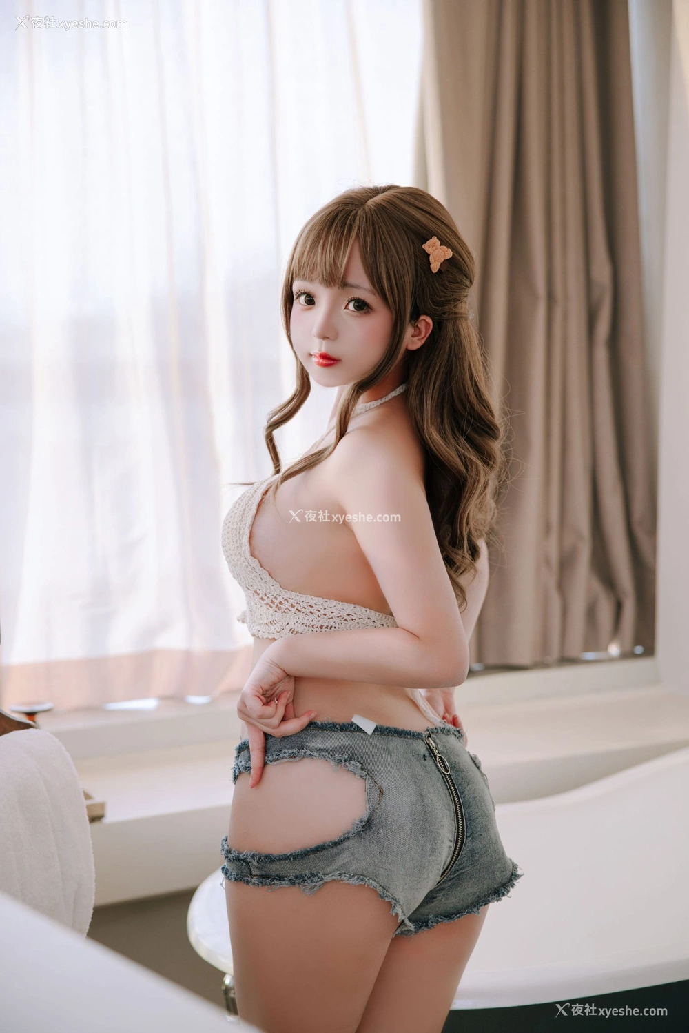 1P - 日奈_娇《度假》
