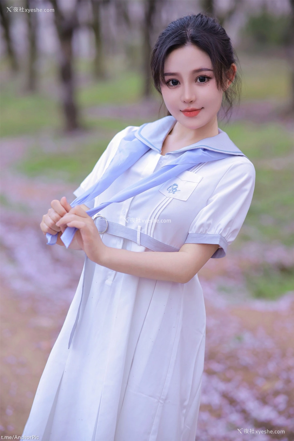 1P - 桃暖酱《在去学校的路上》