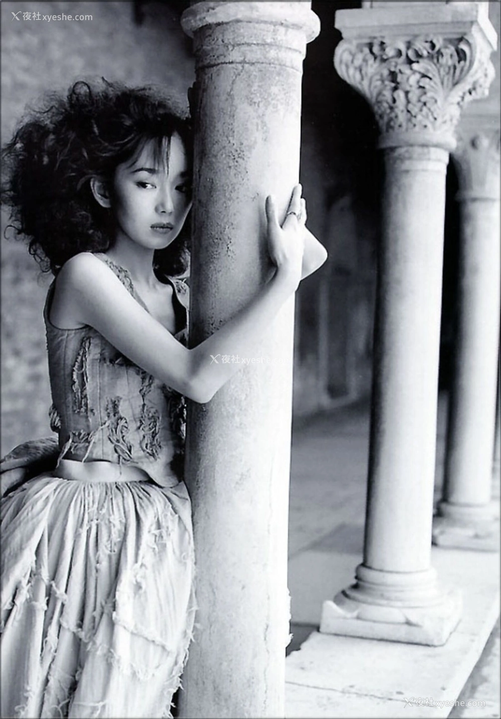 1P - 叶月里绪菜《Classic》