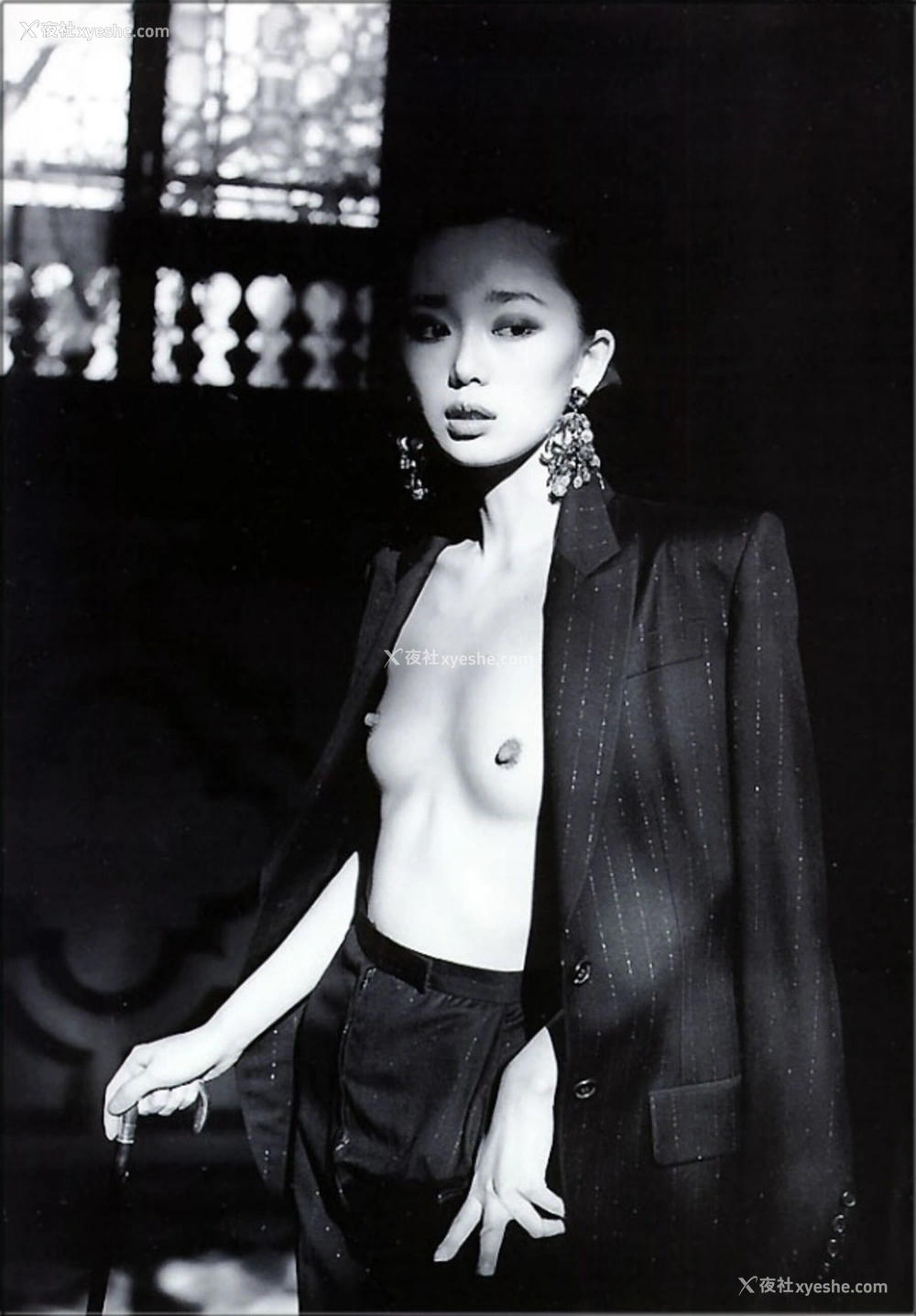 1P - 叶月里绪菜《Classic》