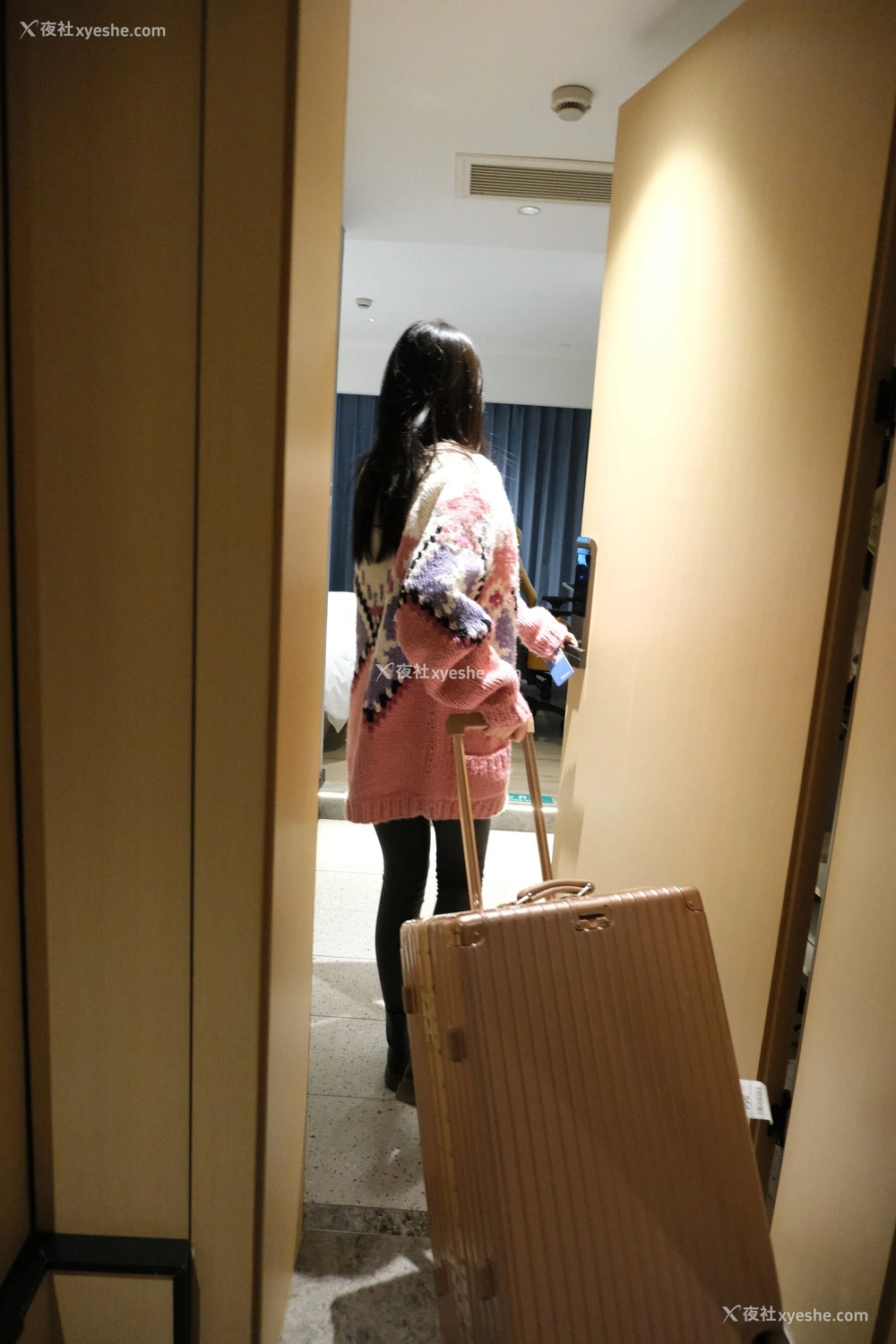 1P - 国模小涵（小橙子）大尺度人体私拍套图