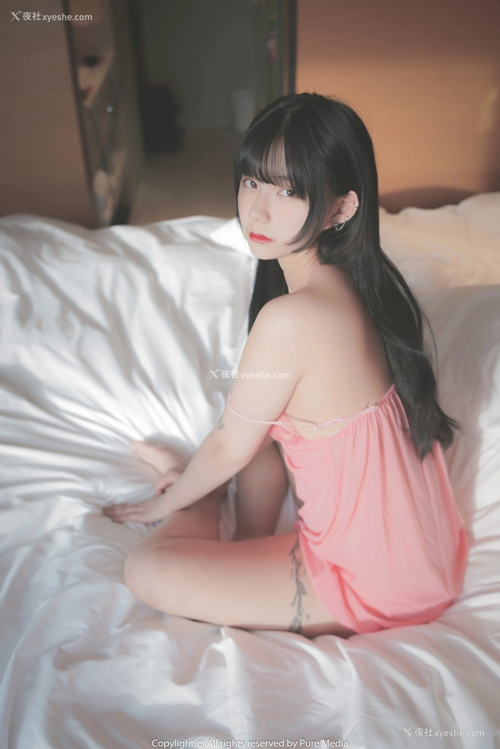1P - [PURE MEDIA] Vol.056 – Hizzy