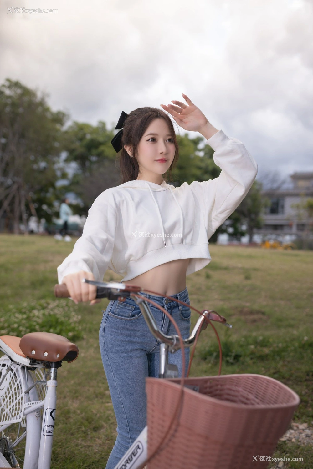 1P - 鱼子酱 牛仔情趣 原版写真