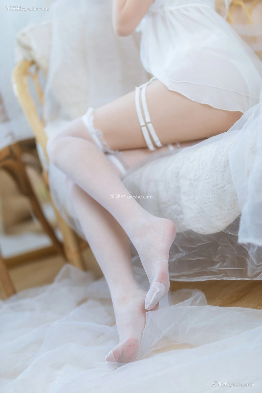 1P - 许岚LAN – 少女白色裙